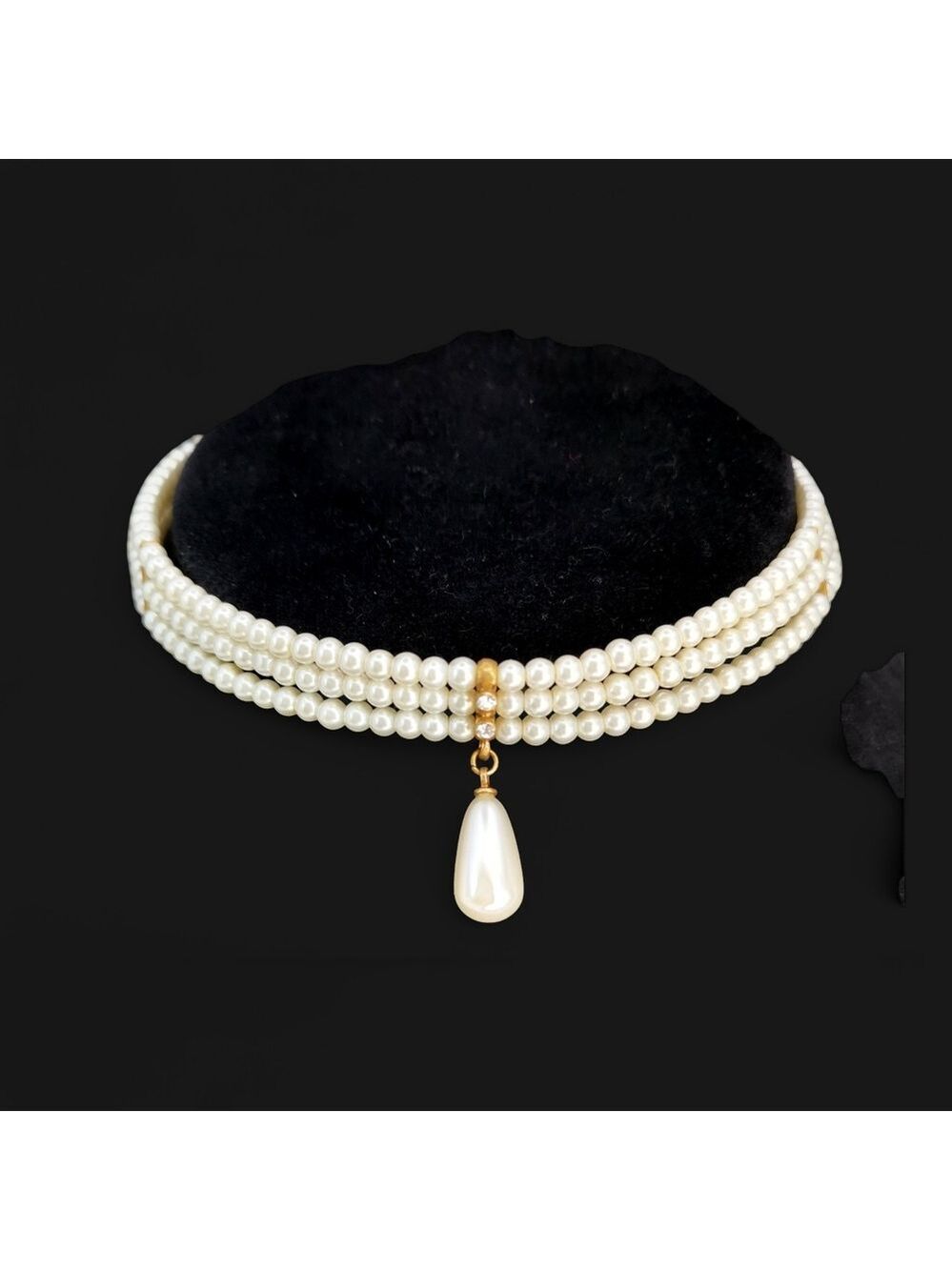 Off White Pearl Crystal Choker Necklace 🆕